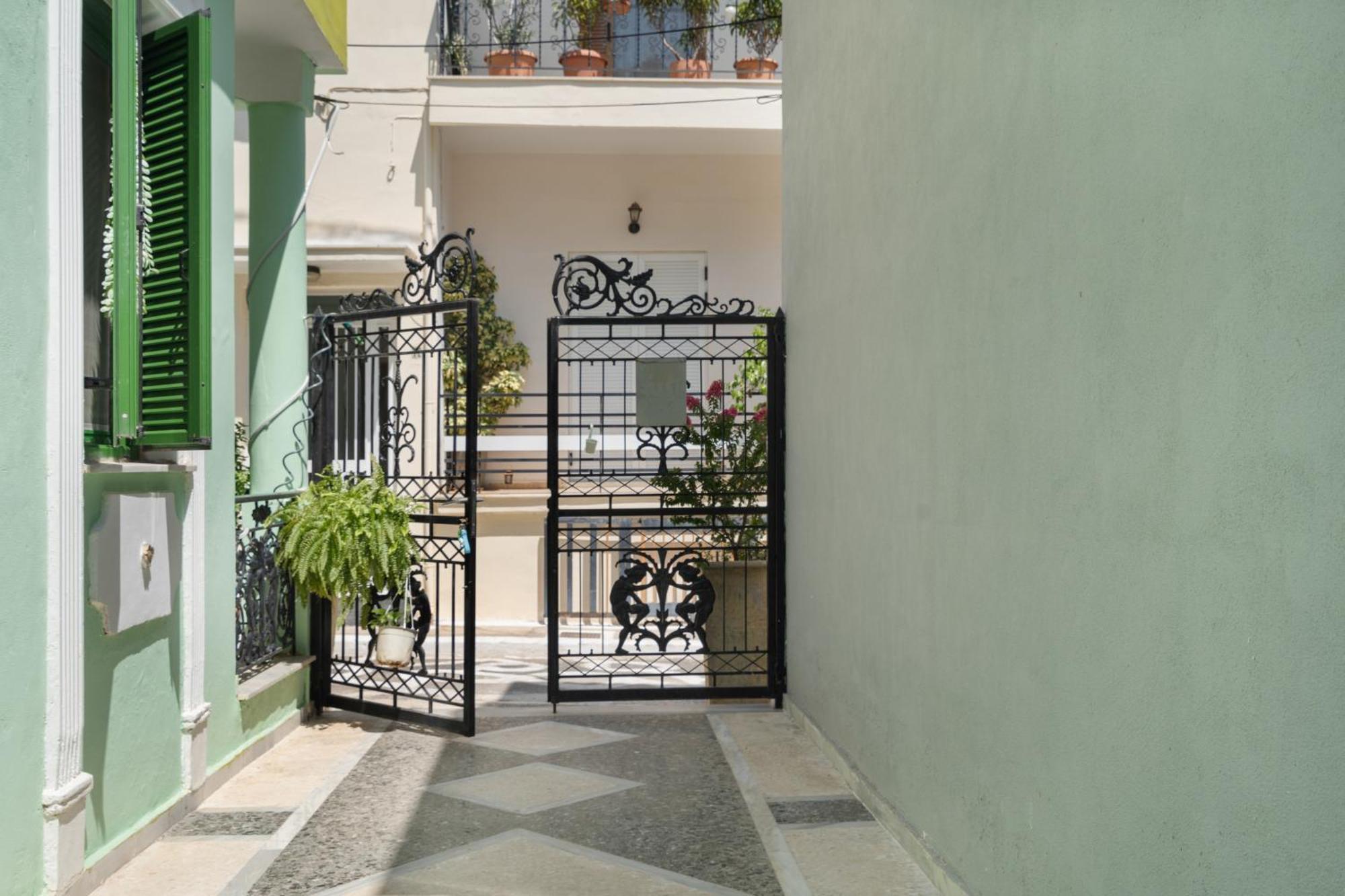 Villa Maria And Dimosthenis Kalamata Extérieur photo
